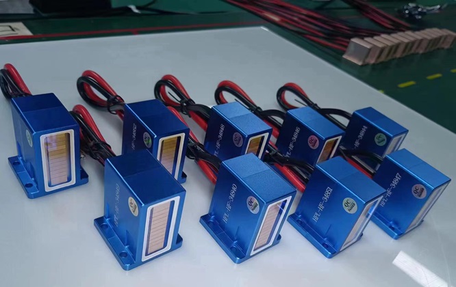 &nbsp;1600W 808nm diode laser stack for salon hair removal machine&nbsp;